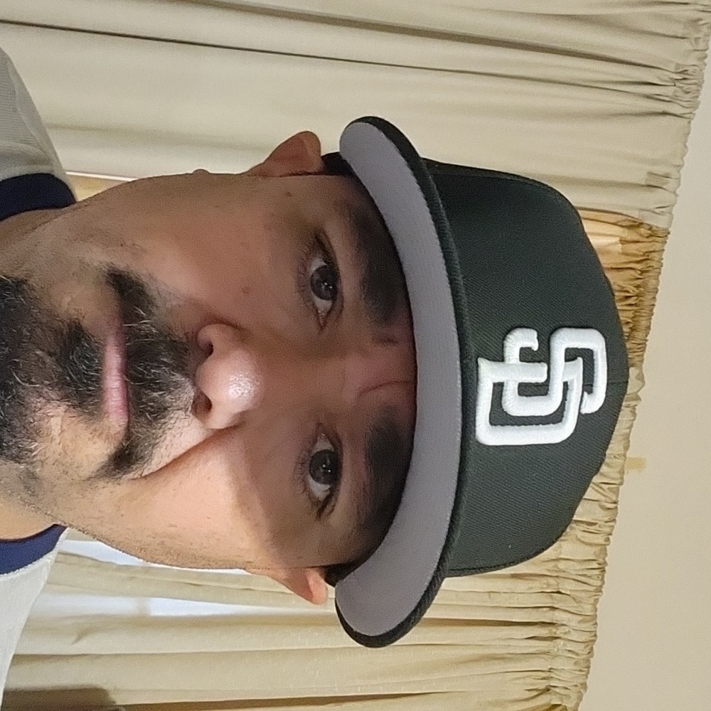 Meet your Posher, Jose